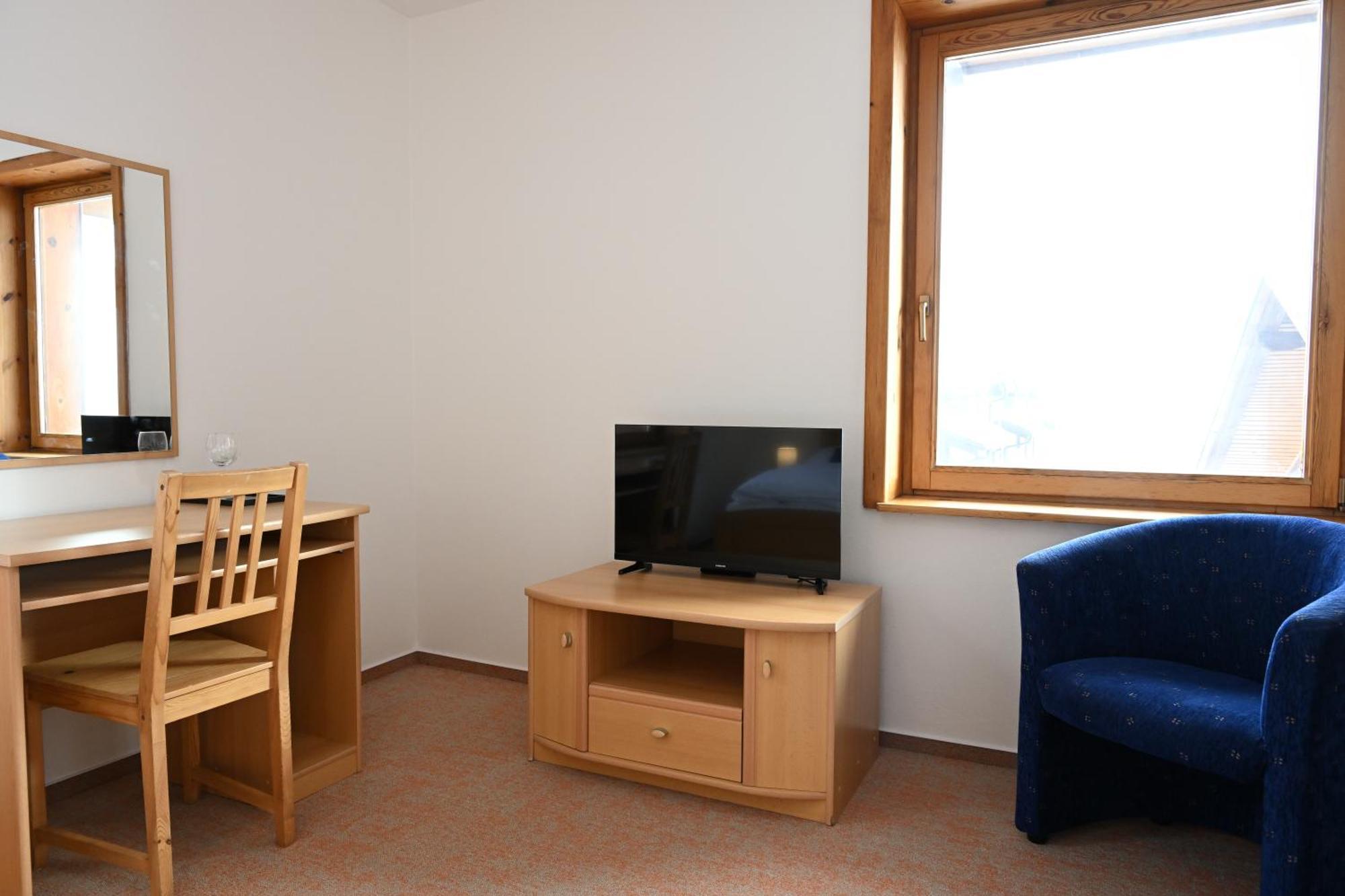 Hotel Euforia Nova Lesna Bagian luar foto
