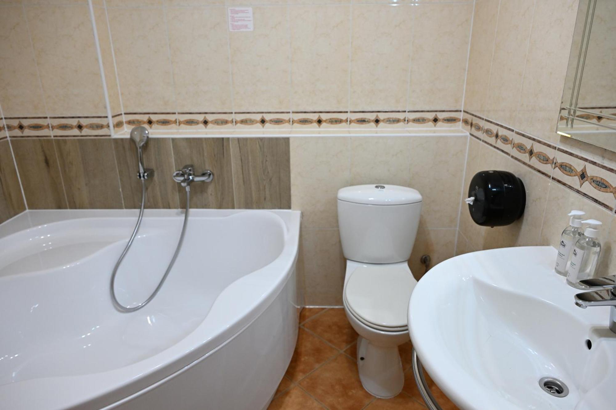 Hotel Euforia Nova Lesna Bagian luar foto
